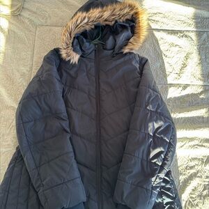 Black Hooded Puffer Coat with Faux Fur Trim women's size 1X